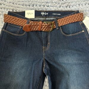 Style & Co Curvy Capri Jeans with Brown Belt